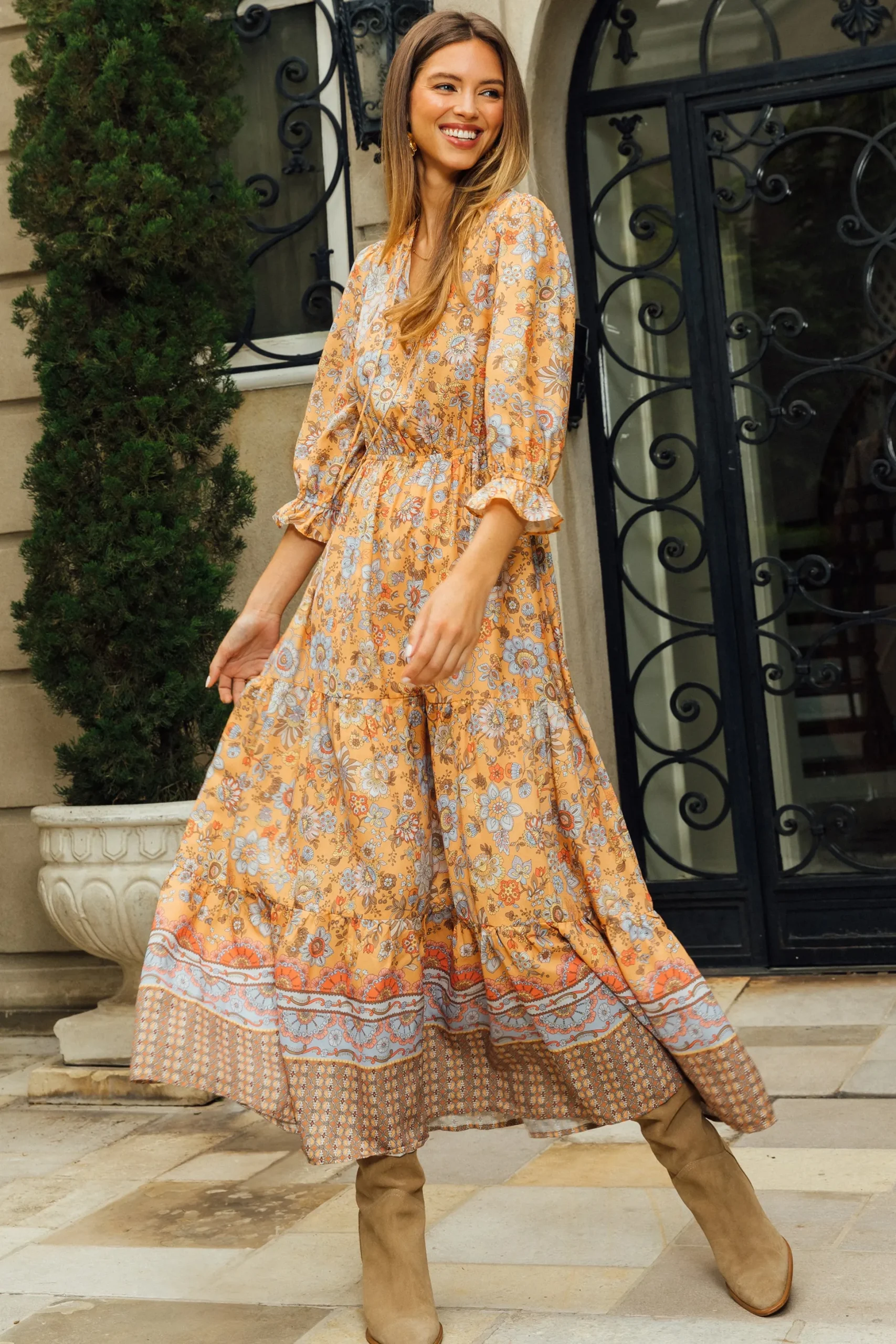Retro Floral Motif Maxi Dress